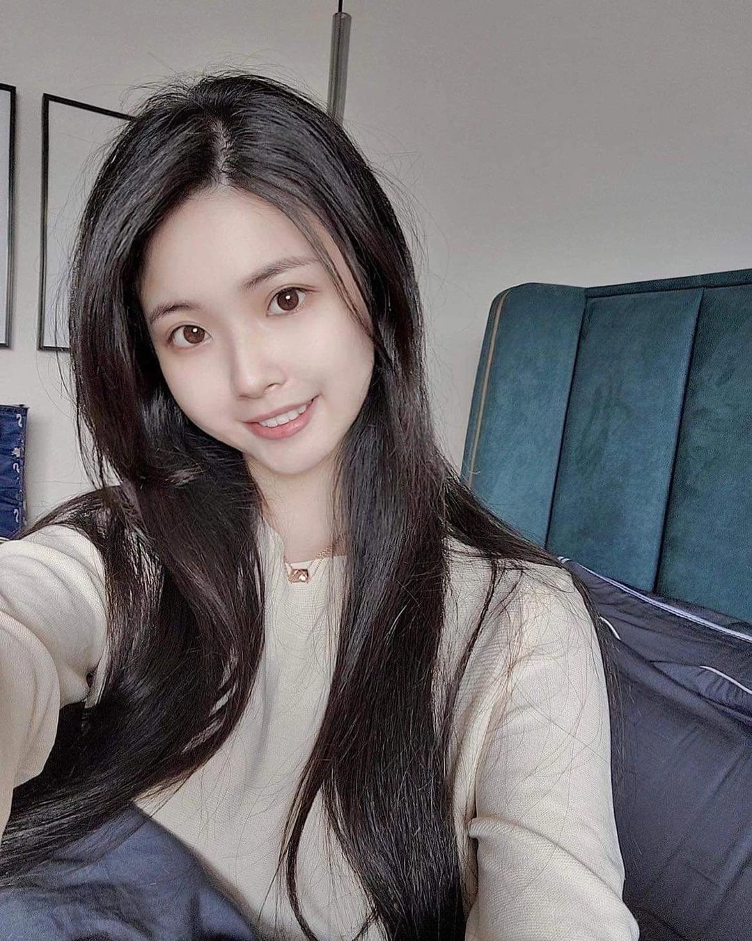 正妹“宓凌”身材无可挑剔充满致命诱惑 [10P]